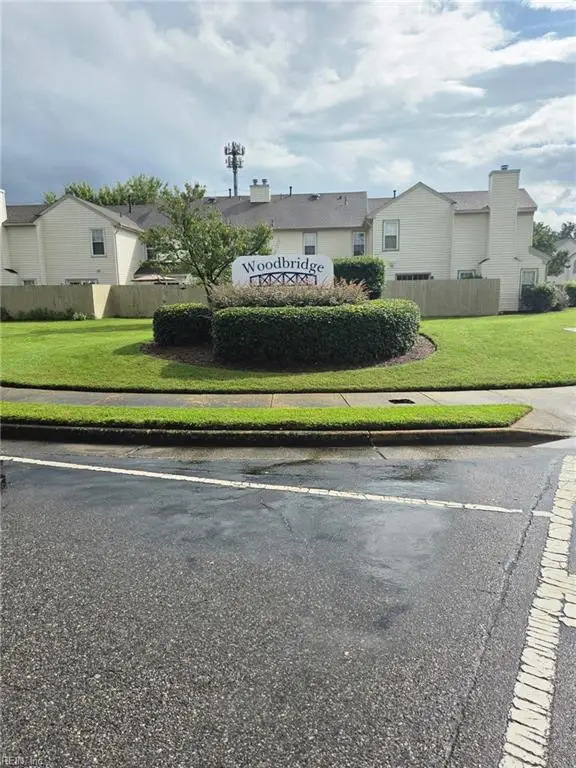 5112 Heathglen Circle, Virginia Beach, VA 23456