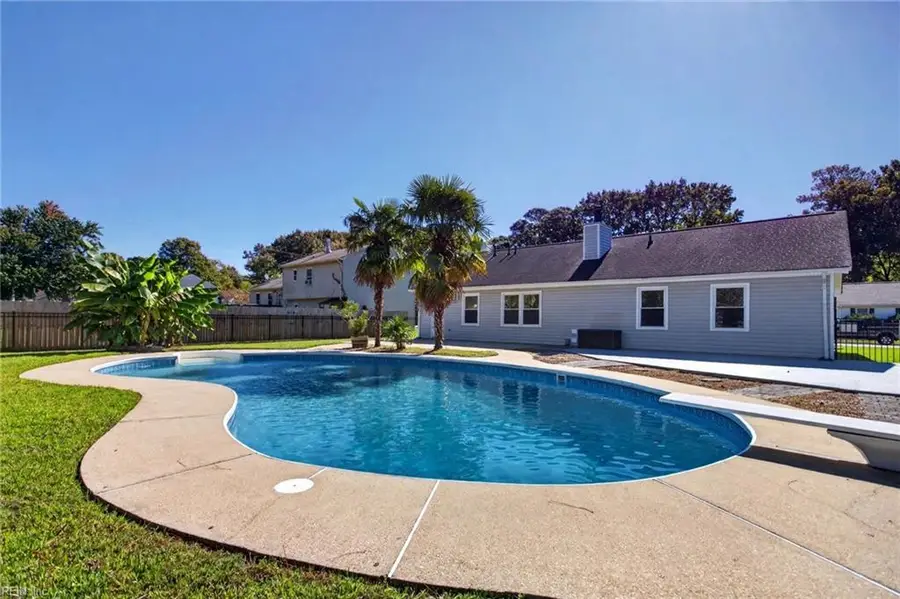 119 Admiral Court, Hampton, VA 23669 - #2