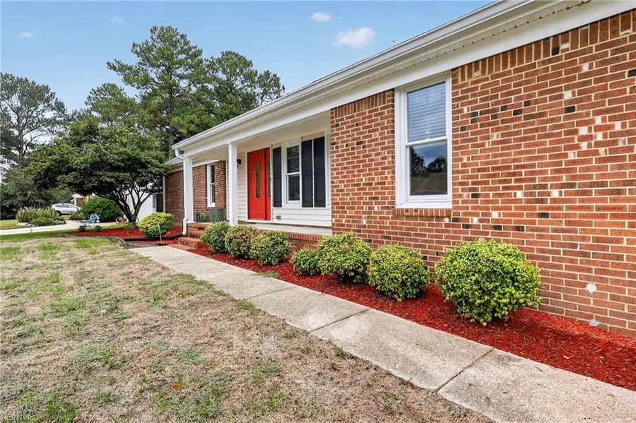 737 Willow Oak Drive, Chesapeake, VA 23322 - #3