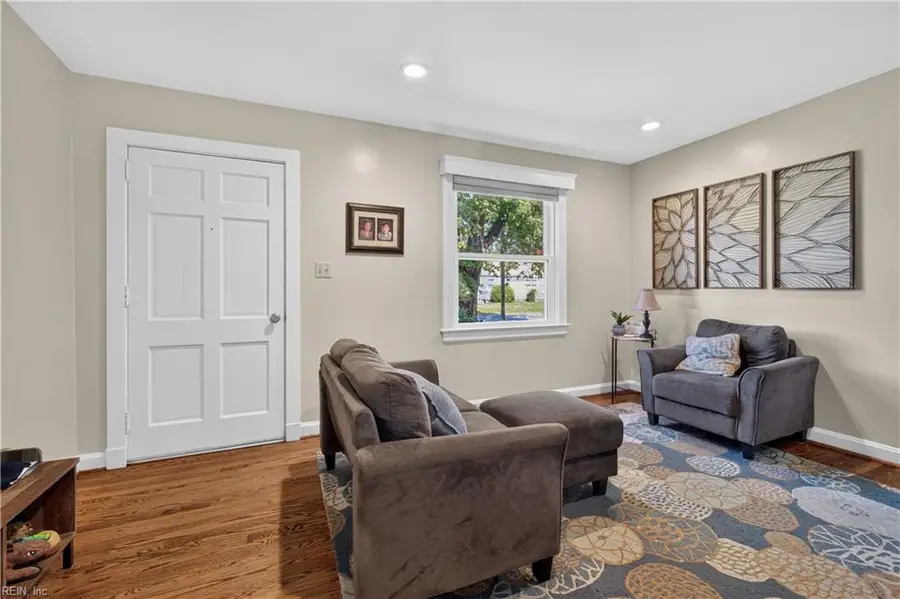26 Langley Avenue, Newport News, VA 23601 - #2