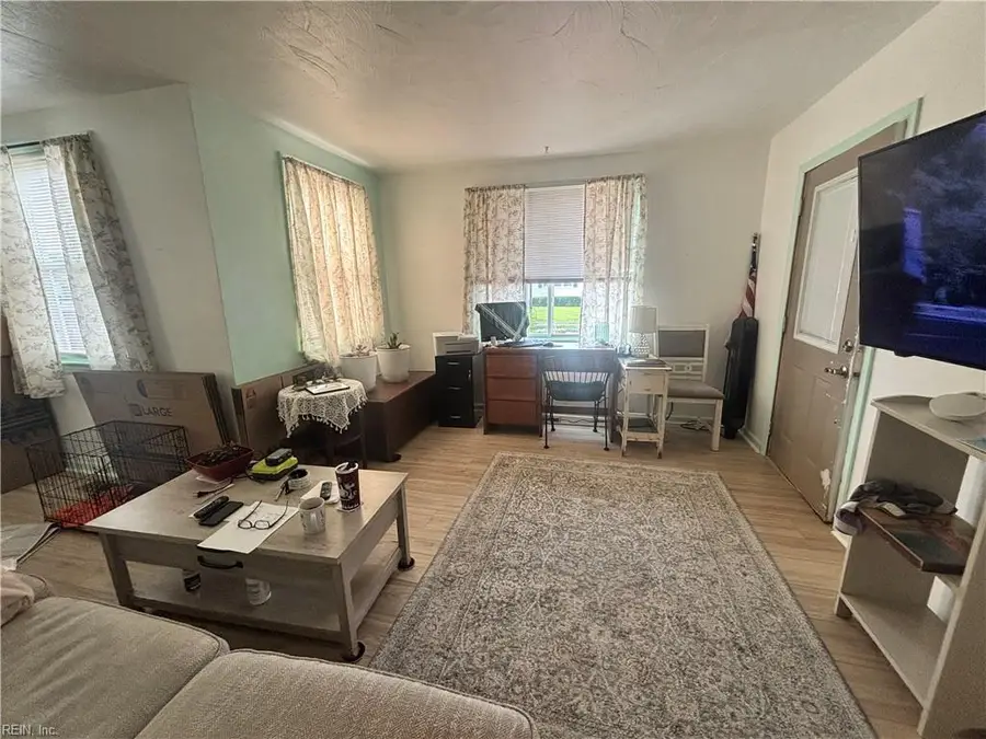 317 E Evans Street, Norfolk, VA 23503 - #3