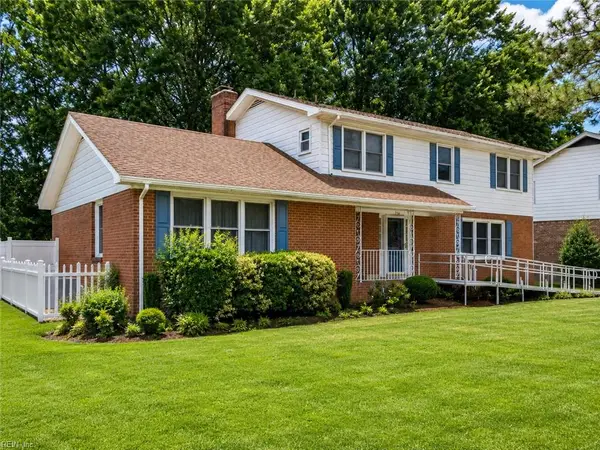 316 Tudor Place, Chesapeake, VA 23325