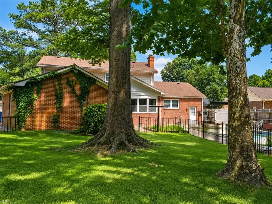 316 Tudor Place, Chesapeake, VA 23325 - #3