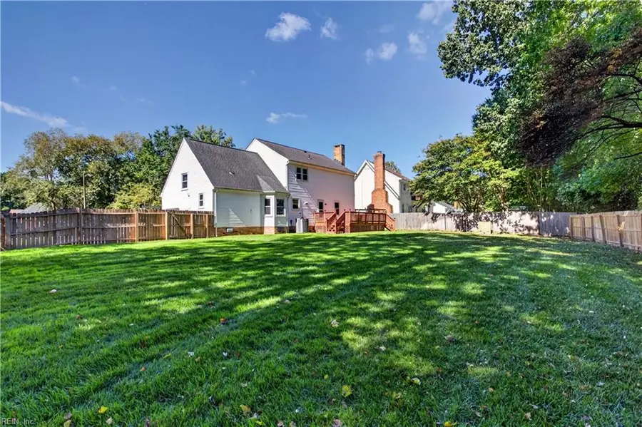 828 Woodrow Court, Chesapeake, VA 23322 - #2