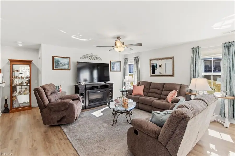 6982 Healy Avenue, Gloucester, VA 23061 - #3