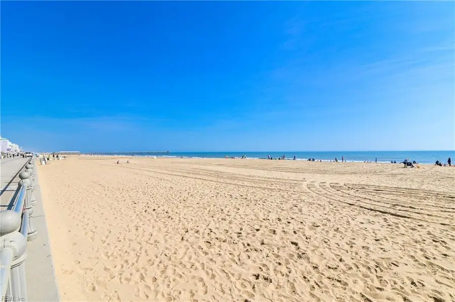 812 Spencer Court, Virginia Beach, VA 23451 - #3