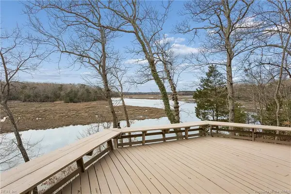 220 Southpoint Drive, Williamsburg, VA 23185