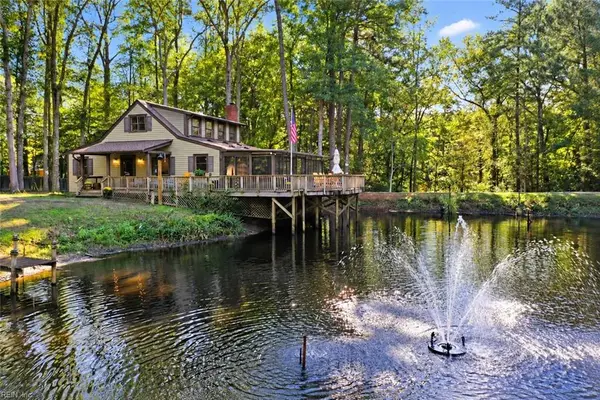 12478 Titus Cove Landing, Carrollton, VA 23314