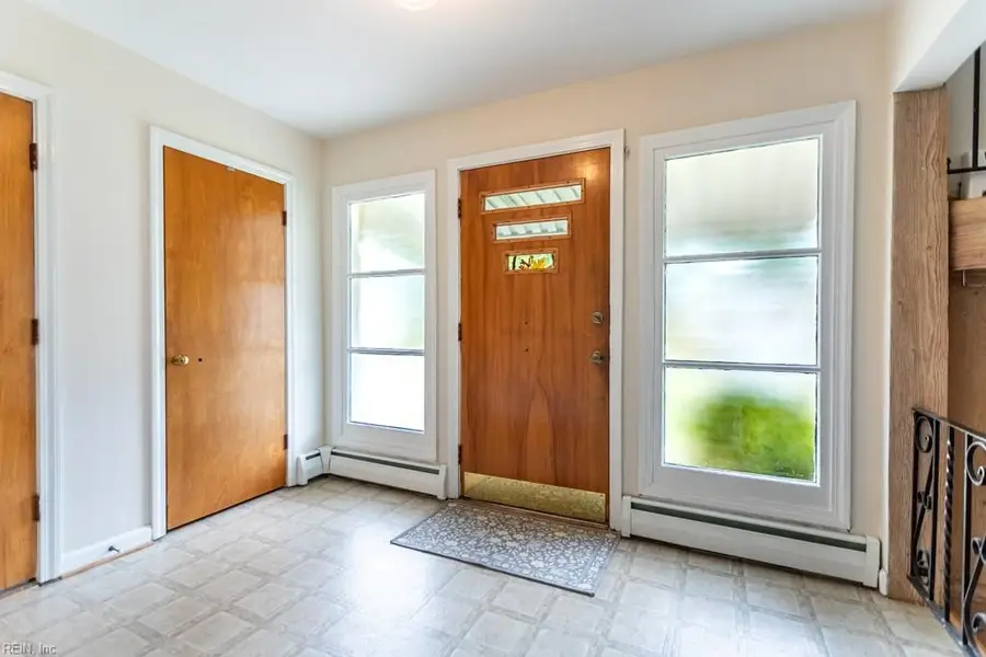53 Wheatland Drive, Hampton, VA 23666 - #2