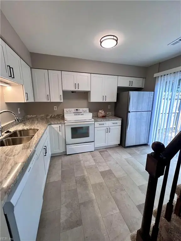 448 Indian Summer Lane, Virginia Beach, VA 23462 - #2