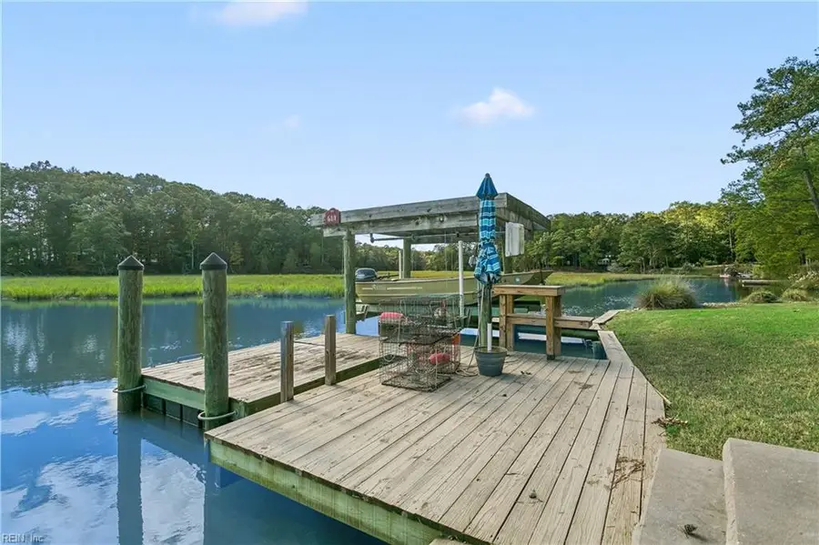 910 Smithfield Boulevard, Smithfield, VA 23430 - #3