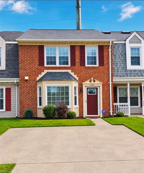 938 Monarch Drive, Virginia Beach, VA 23462