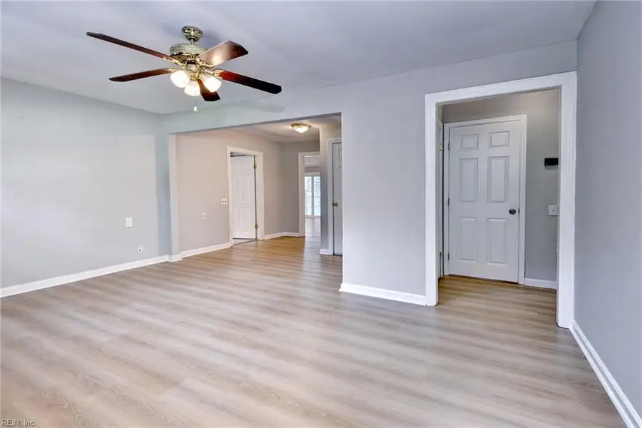 203 Old Seaford Road, Seaford, VA 23696 - #2