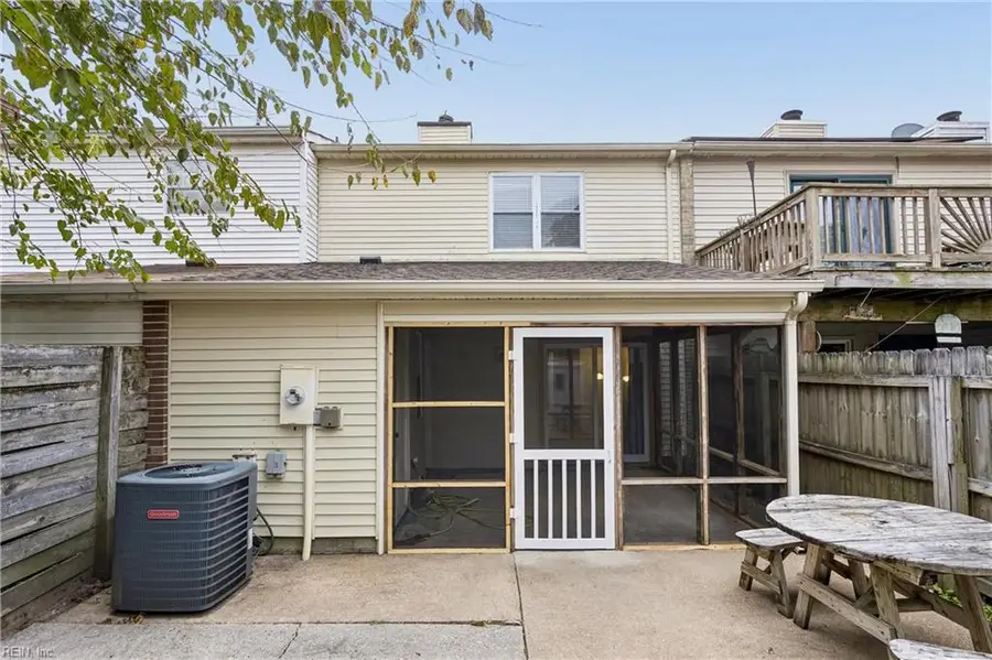 822 Biltmore Drive, Virginia Beach, VA 23454 - #2