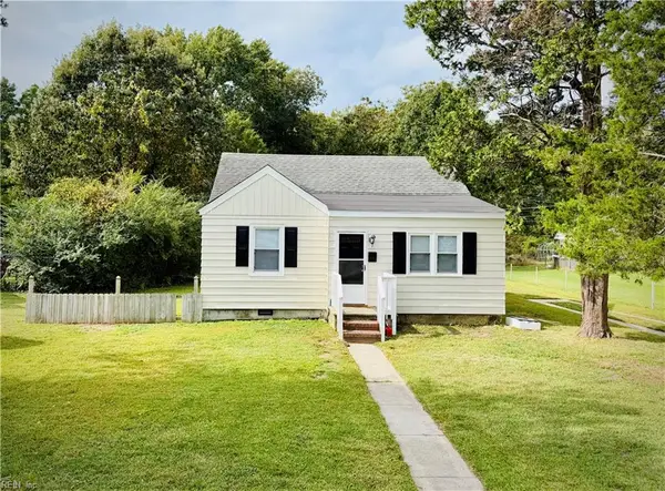 27 Beaconsdale Lane, Newport News, VA 23601