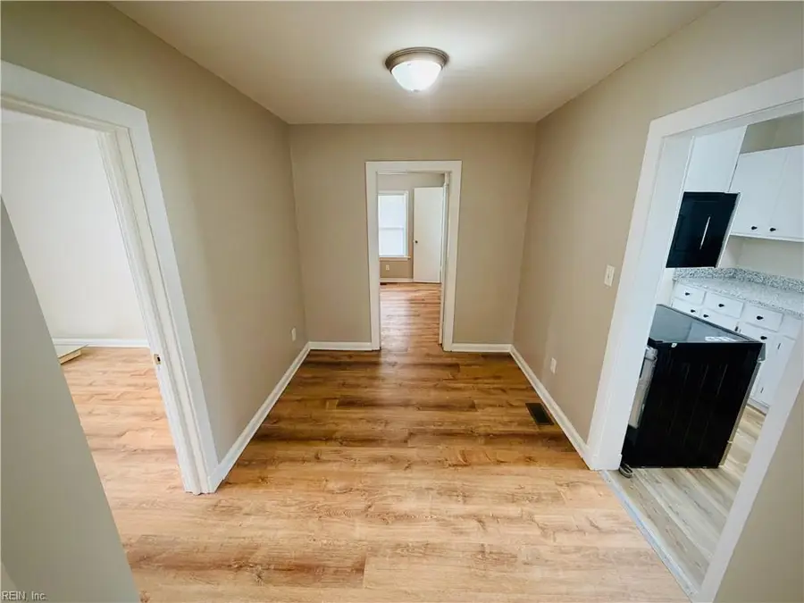 27 Beaconsdale Lane, Newport News, VA 23601 - #3