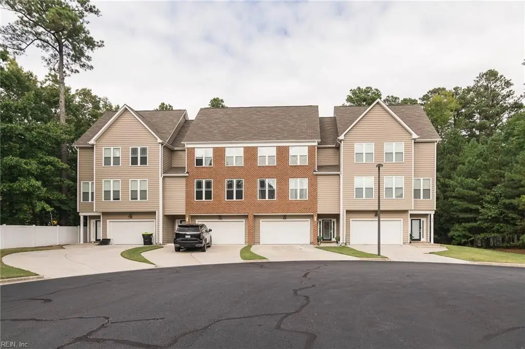 935 Eastfield Lane, Newport News, VA 23602 - #1