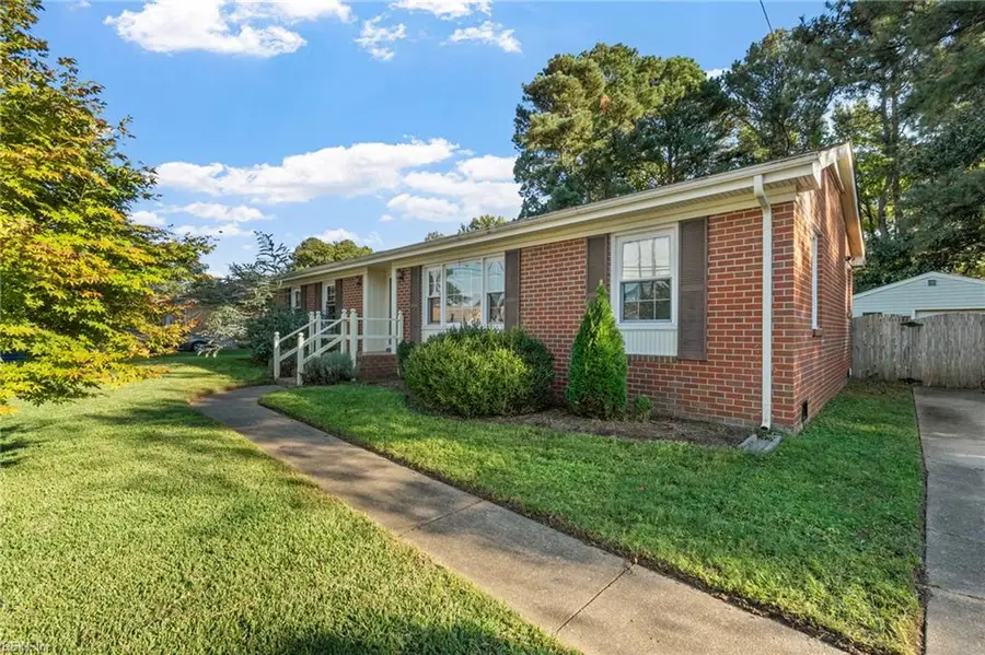 5817 Craneybrook Lane, Portsmouth, VA 23703 - #2