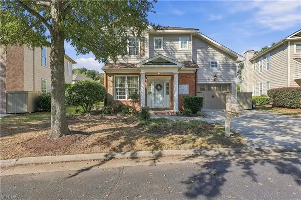 518 Silk Tree Lane, Chesapeake, VA 23320
