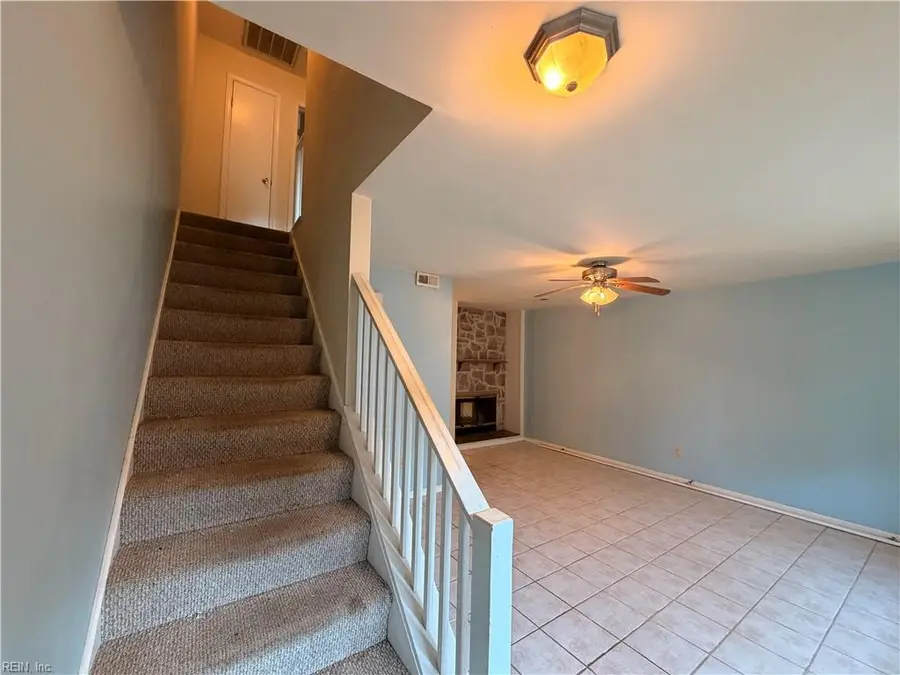 110 Heather Way #F, Yorktown, VA 23693 - #2
