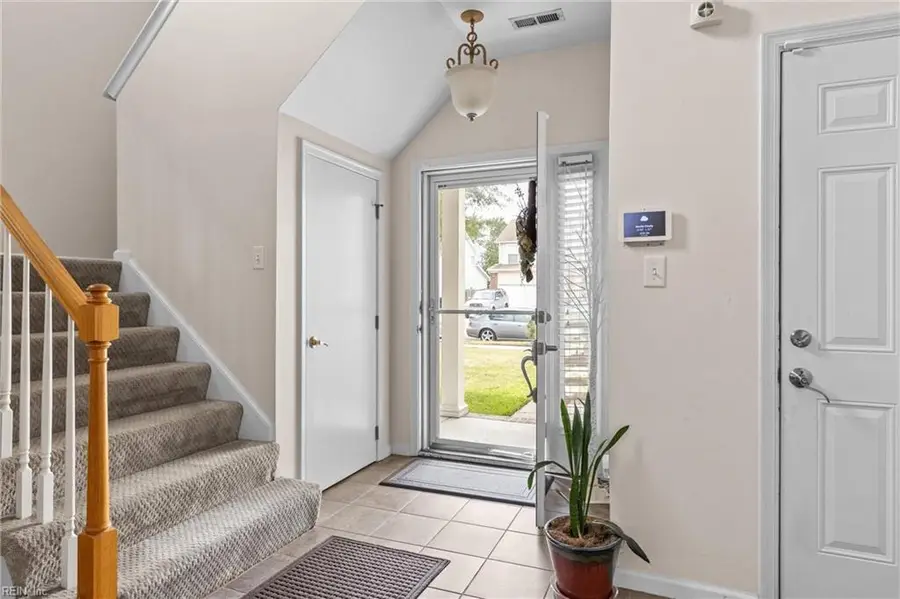 1860 Kempsville Crossing Ln Lane, Virginia Beach, VA 23464 - #2