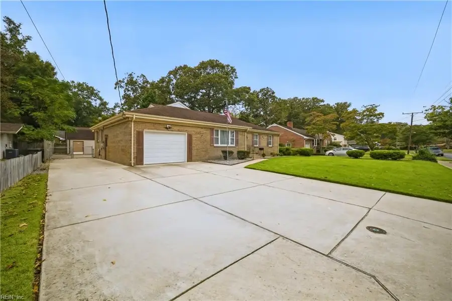 1637 While Lane, Norfolk, VA 23518 - #2