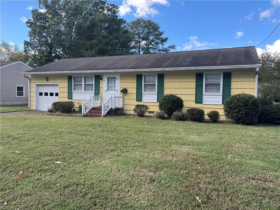 641 Daniel Dr, Newport News, VA 23601 - #2