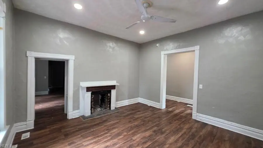 1150 Hampton Avenue, Newport News, VA 23607 - #3