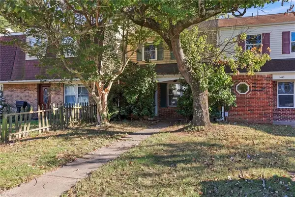 5661 Caxton Court, Virginia Beach, VA 23462