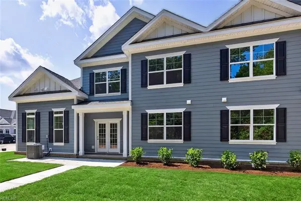 2044 Mango Street, Chesapeake, VA 23321