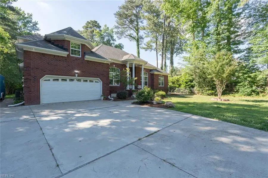 732 Washington Drive, Chesapeake, VA 23322 - #2