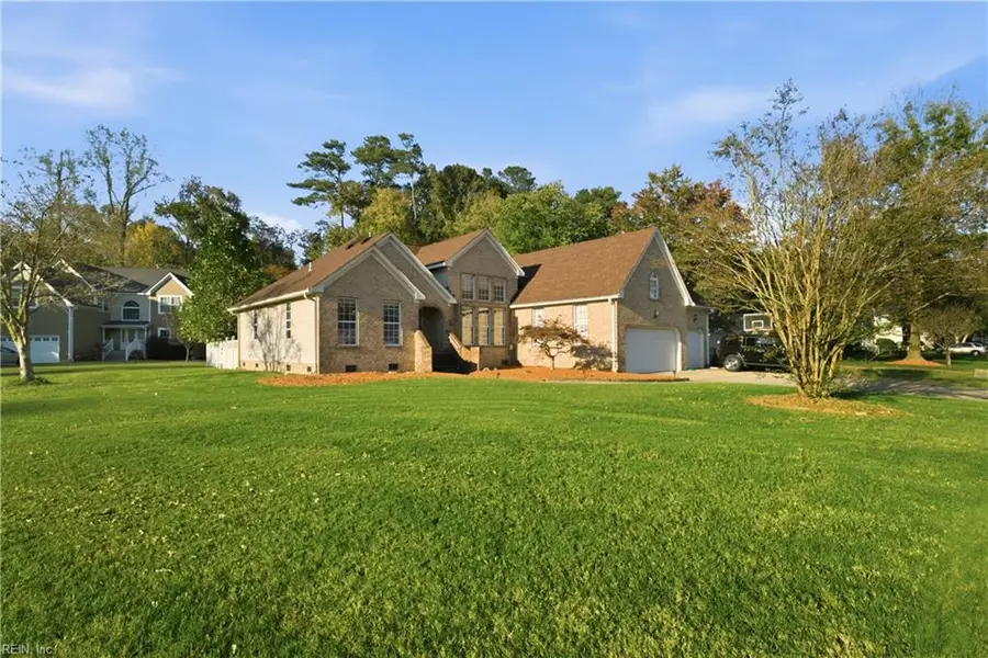 2214 Averill Drive, Chesapeake, VA 23323 - #2