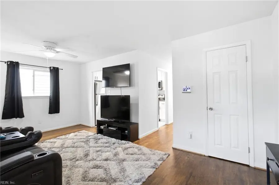 323 Pine Avenue, Newport News, VA 23607 - #3
