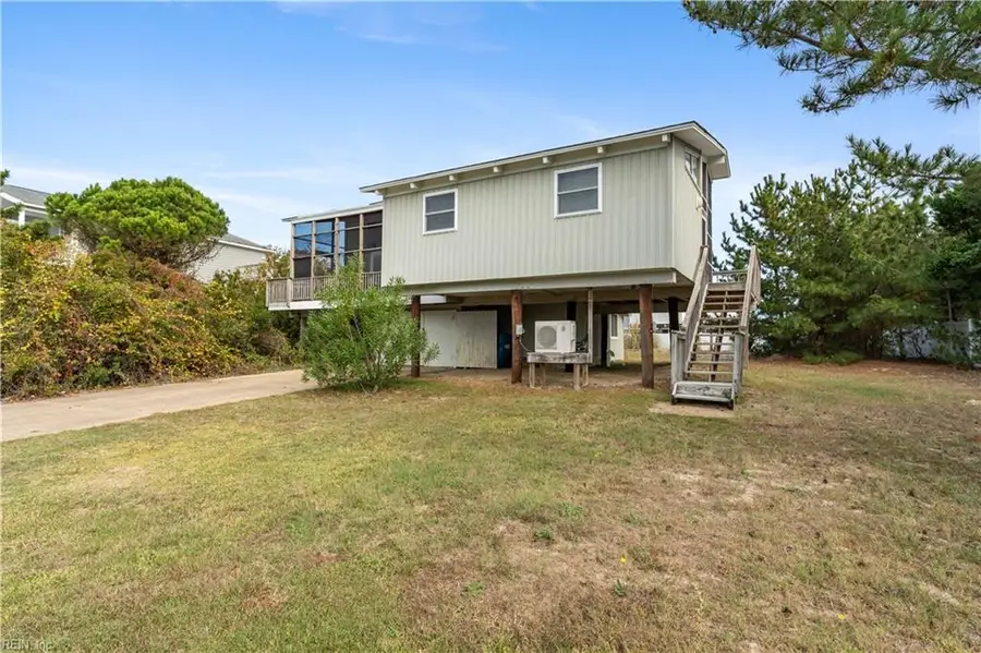 3234 Sandpiper Rd Road, Virginia Beach, VA 23456 - #3