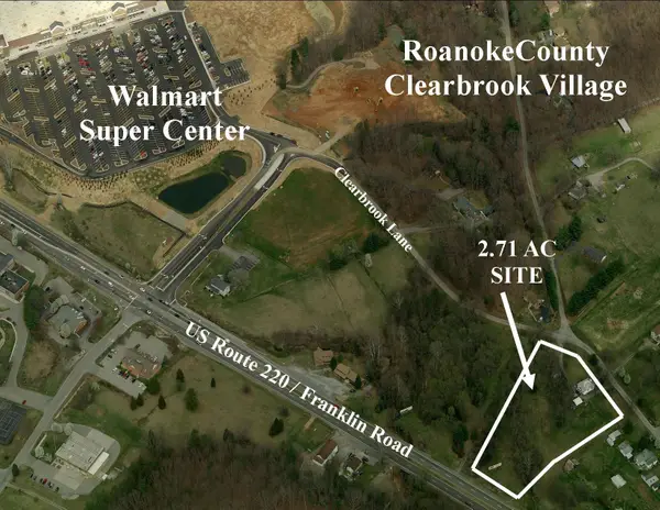 5403 Clearbrook Ln, Roanoke, VA 24018