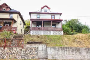 626 Tazewell Ave Se, Roanoke, VA 24013 - #1