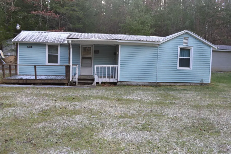 4140 Peaceful Valley Rd, New Castle, VA 24127 - #2