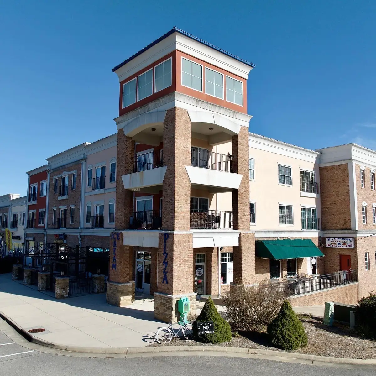 1100 Celebration Ave #406, Moneta, VA 24121 - #1