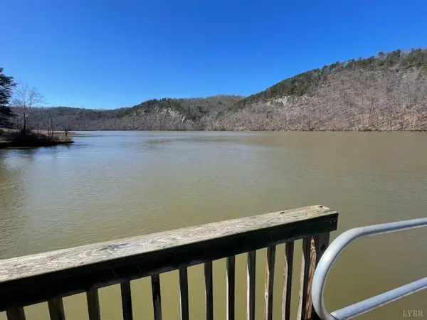 148 Eagle Pointe Shores Dr, Pittsville, VA 24139