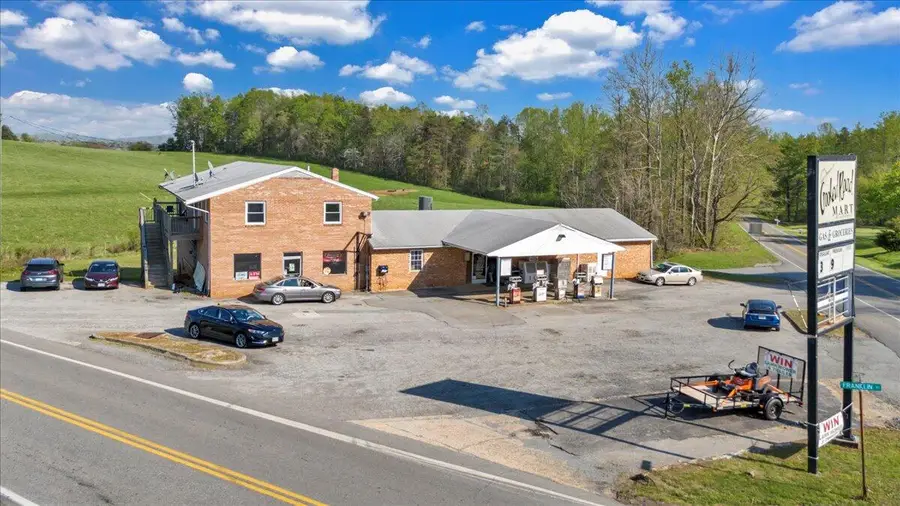 14189 Franklin St, Ferrum, VA 24088 - #3