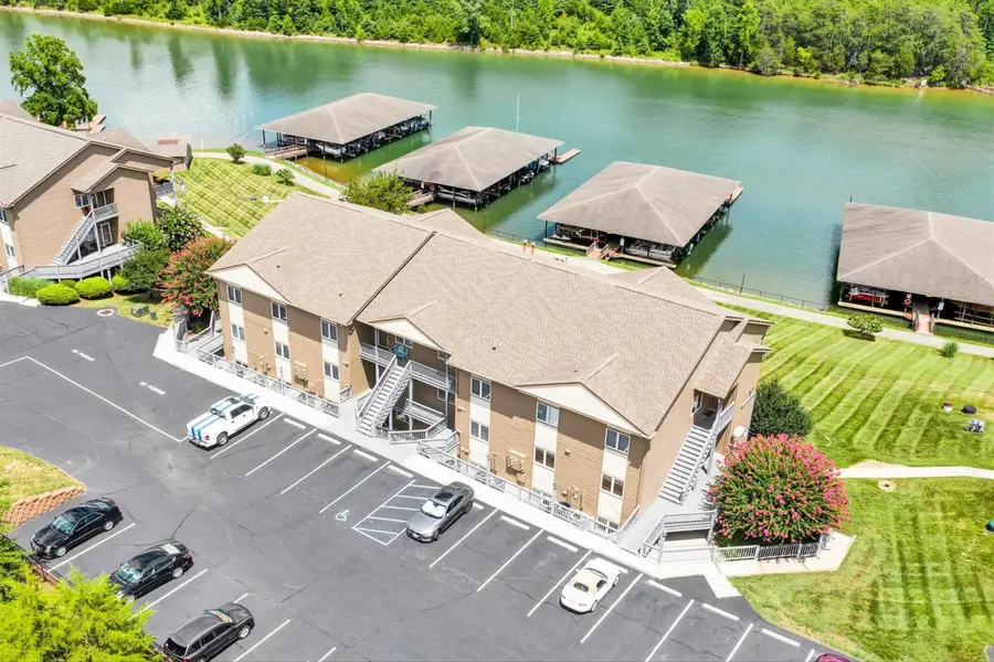 1055 Mariners Way #13, Huddleston, VA 24104 - #2