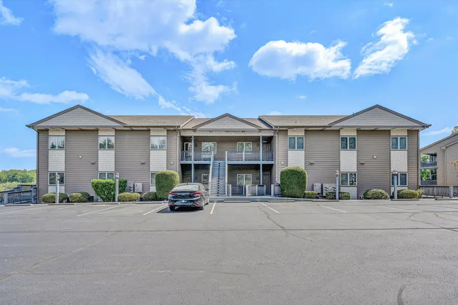 1055 Mariners Way #13, Huddleston, VA 24104 - #3