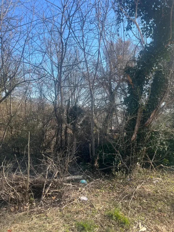 1511 Essex Ave Nw, Roanoke, VA 24017