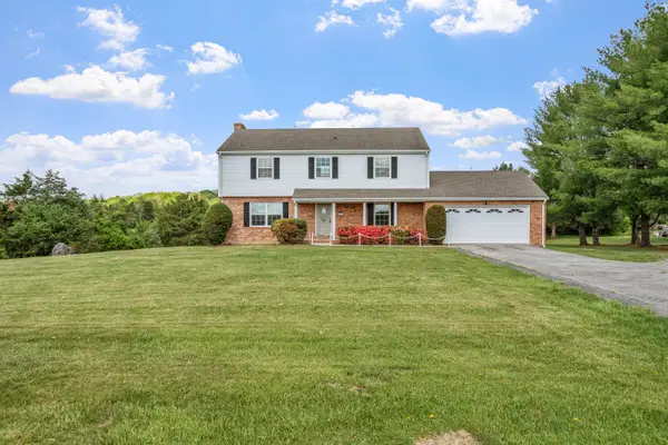 3919 Botetourt Rd, Fincastle, VA 24090