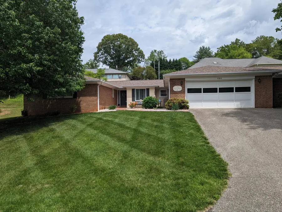 150 Lawndale St, Rocky Mount, VA 24151 - #2