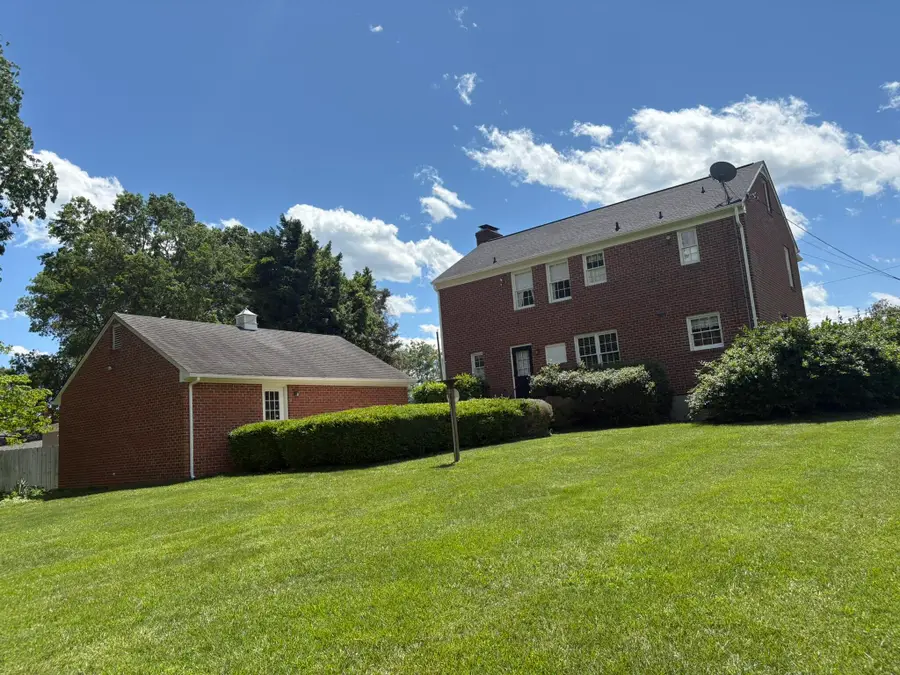 600 Academy St, Salem, VA 24153 - #2