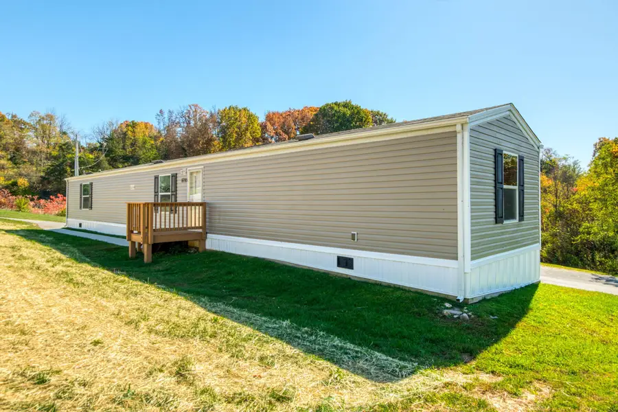 6765 Lee, Radford, VA 24141 - #2