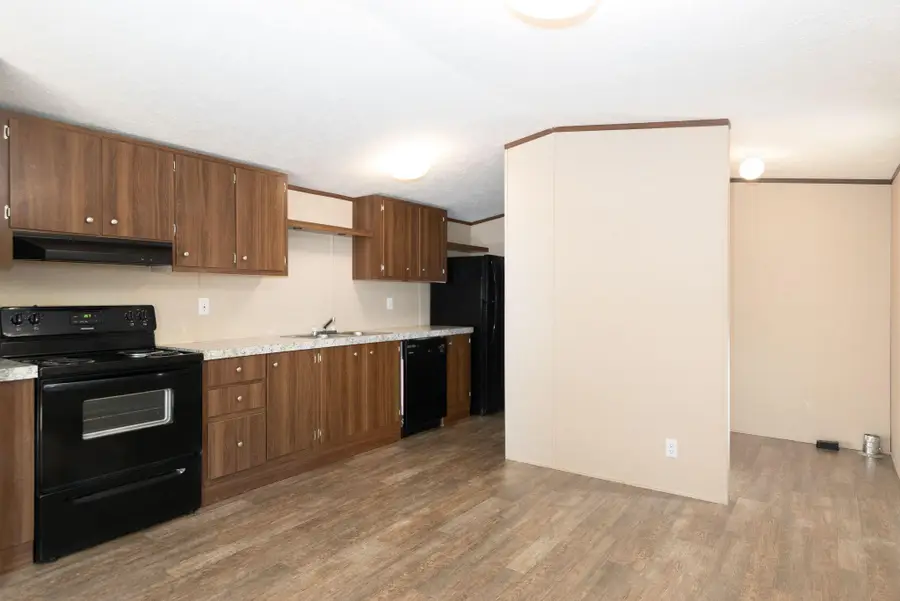 6765 Lee, Radford, VA 24141 - #3