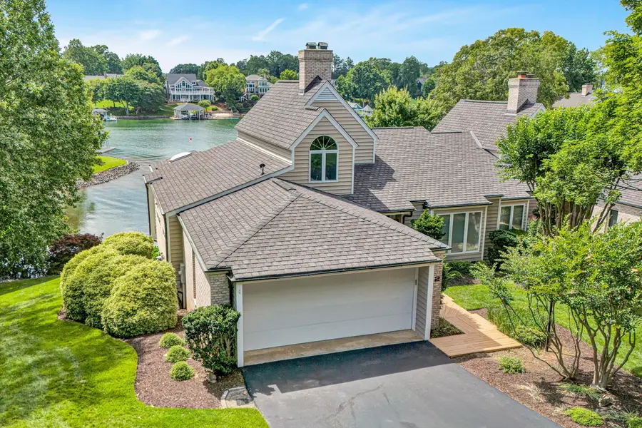 30 Island Green Cir #22, Penhook, VA 24137 - #2