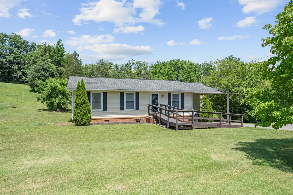 3268 Read Mountain Rd, Valley, VA 24019 - #1